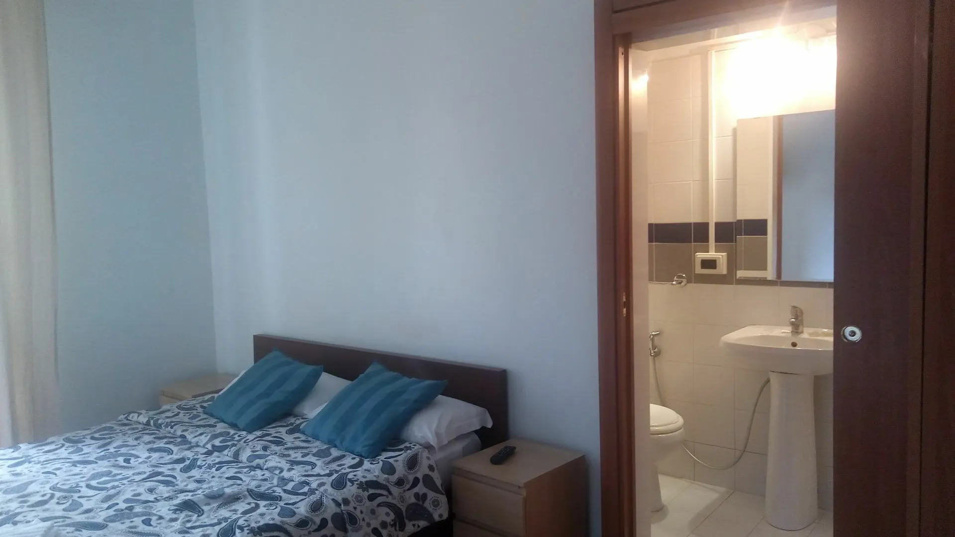 Papia Guest House Rome Italy