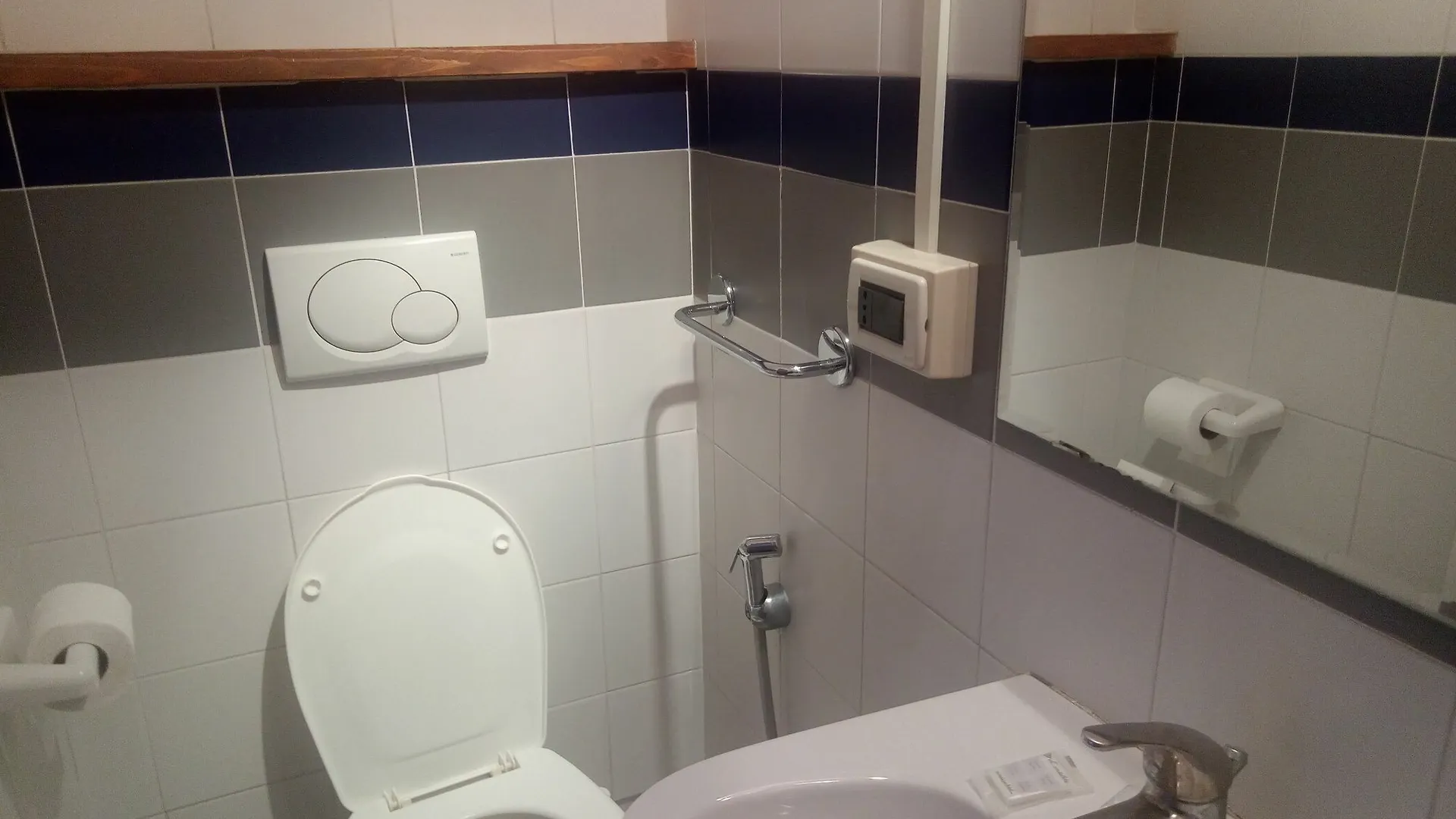 **  Papia Guest House Rome Italy